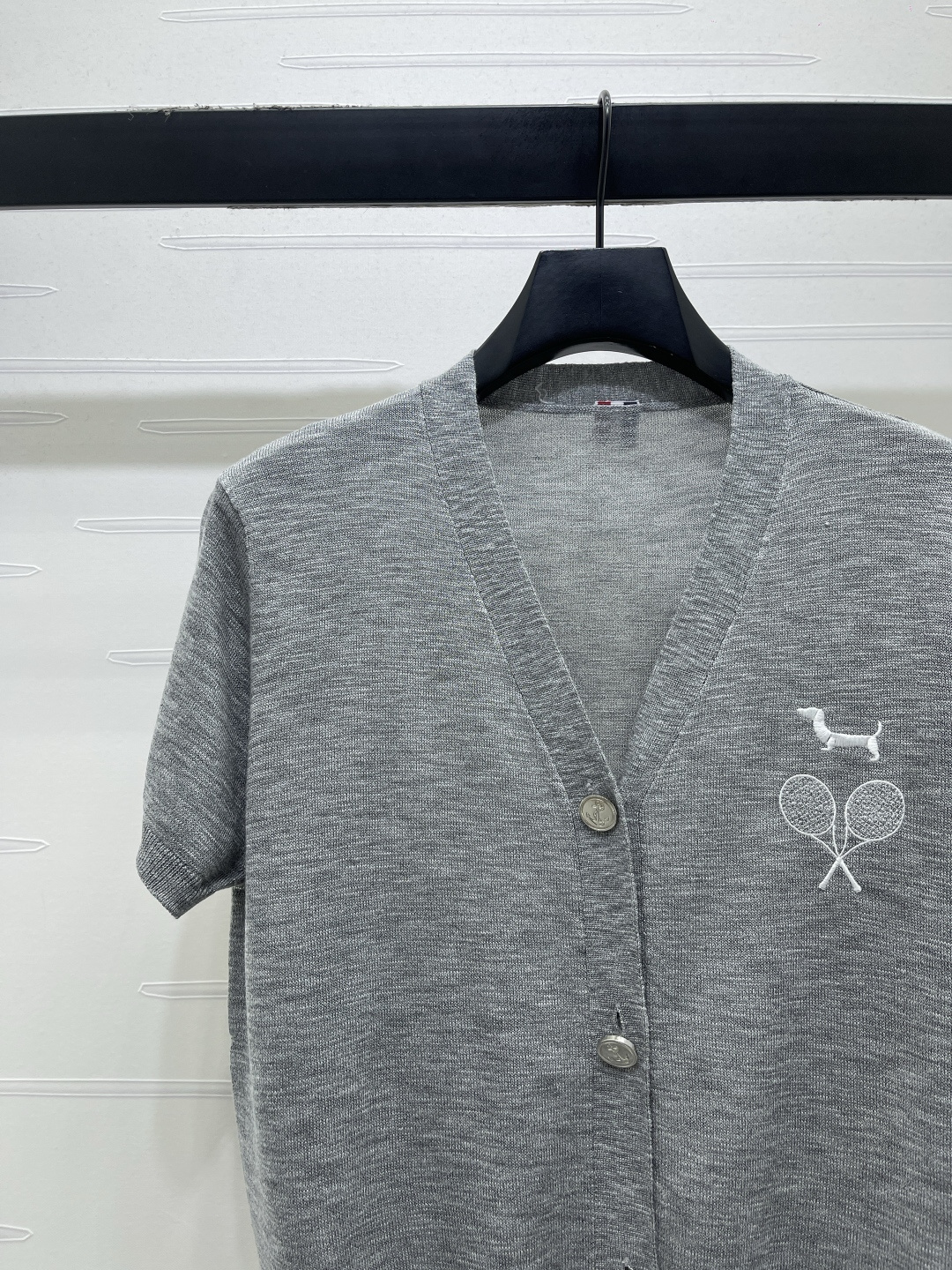 Women's short sleeves